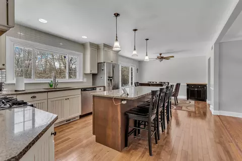 Kitchen - 3352 Reynolds, Jackson, MI 49201 photo 1 of 2
