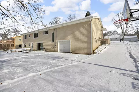 Exterior - 3352 Reynolds, Jackson, MI 49201 photo 2 of 5