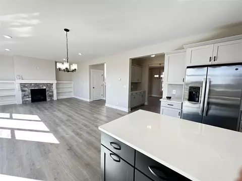 Living - 562 Lincoln Lawns, Walker, MI 49534 photo 1 of 2