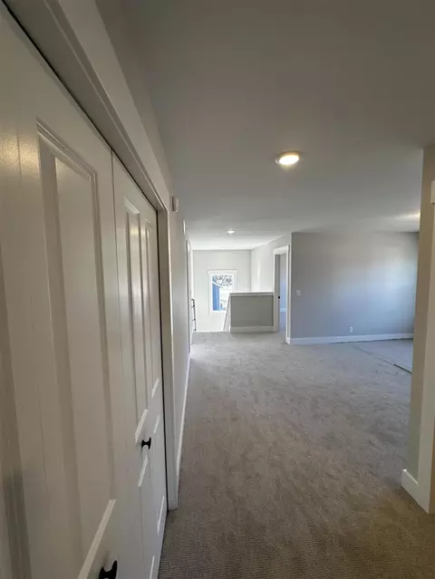 Entry Way - 562 Lincoln Lawns, Walker, MI 49534 photo 1 of 1