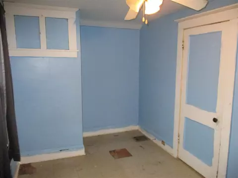 Bedroom - 1712 E Ganson, Jackson, MI 49202 photo 8 of 11
