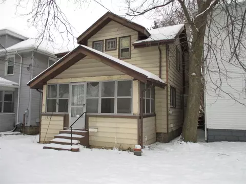 Exterior - 1712 E Ganson, Jackson, MI 49202 photo 2 of 6