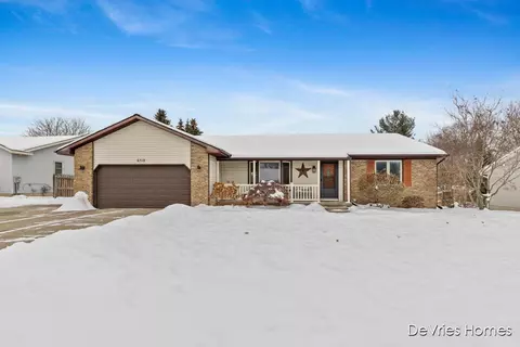6518 Kingtree, Byron Center, MI 49315