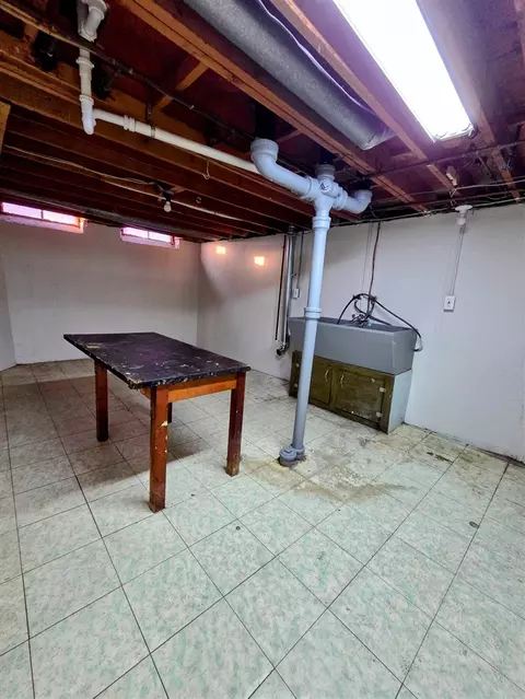Other - 15700 Oakbrook, Romulus, MI 48174 photo 6 of 8