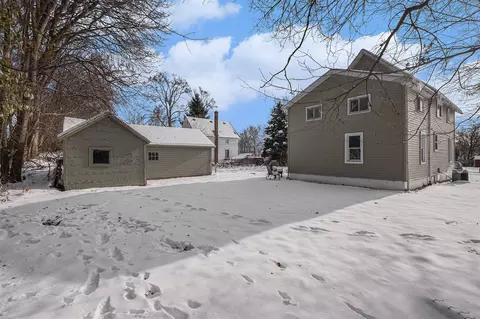 114 Vincent, Belding, MI 48809 photo 4