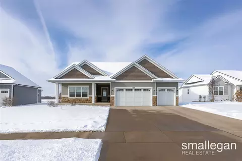 1845 Kenowa, Walker, MI 49534