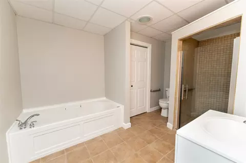 Bath - 4736 S Rolland, Blanchard, MI 49310 photo 1 of 6