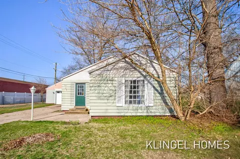 947 Carlton, Muskegon, MI 49442