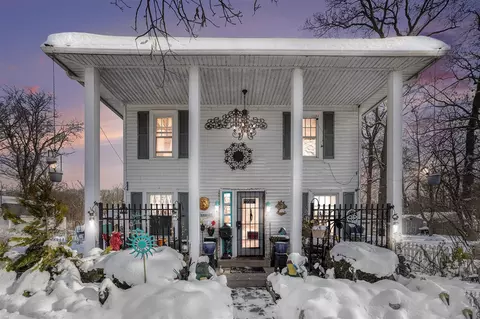 11175 E Shr, Delton, MI 49046