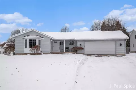 4127 Chaminade, Grandville, MI 49418