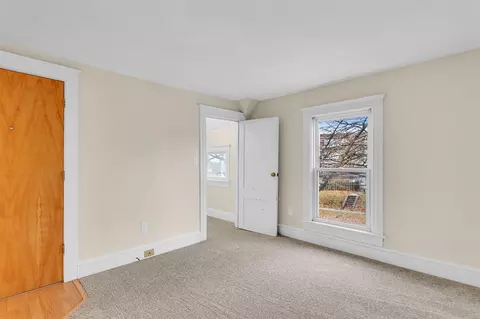 Bedroom - 109 Edgewood, Jackson, MI 49201 photo 6 of 9