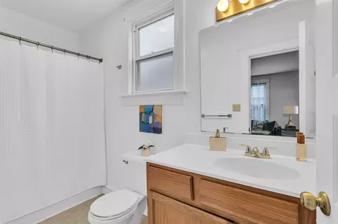 Bath - 109 Edgewood, Jackson, MI 49201 photo 1 of 4