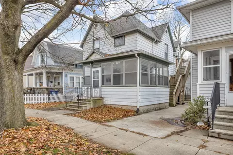 Exterior - 109 Edgewood, Jackson, MI 49201 photo 4 of 5