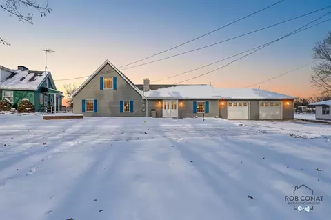 411 S Rock Lk, Vestaburg, MI 48891