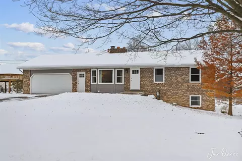 5760 Ivanrest, Wyoming, MI 49418