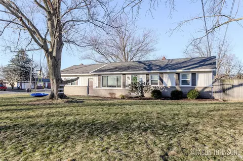 6835 Kay Boer, Jenison, MI 49428