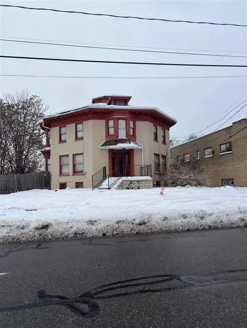 159 N Battle, Creek, MI 49017