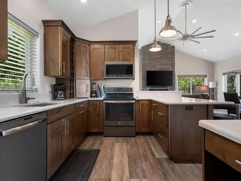 Kitchen - 15241 Maxey, Arcadia, MI 49613 photo 1 of 6