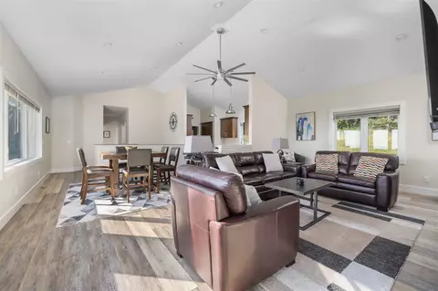 Living - 15241 Maxey, Arcadia, MI 49613 photo 9 of 11