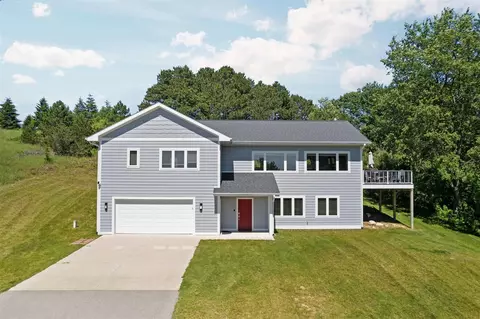 Exterior - 15241 Maxey, Arcadia, MI 49613 photo 2 of 14