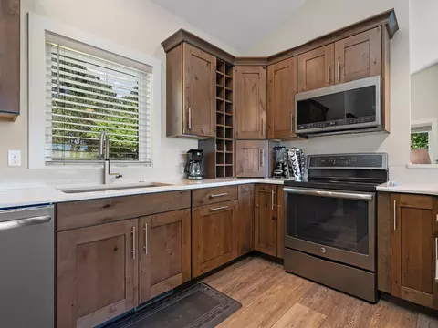 Kitchen - 15241 Maxey, Arcadia, MI 49613 photo 2 of 6
