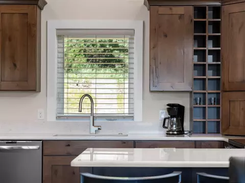 Kitchen - 15241 Maxey, Arcadia, MI 49613 photo 3 of 6