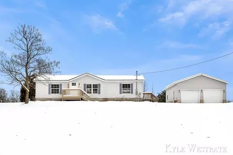 1019 Vining, Greenville, MI 48838