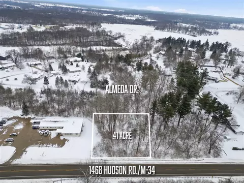 1468 Hudson, Hillsdale, MI 49242