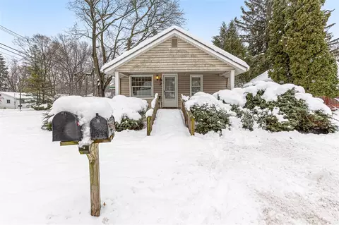 3303 Lexington, Waterford, MI 48328