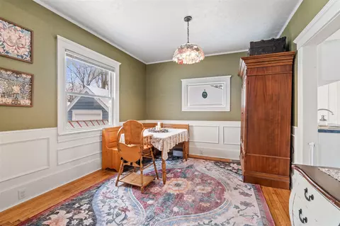 Dining - 771 Randolph, Jackson, MI 49203 photo 4 of 5