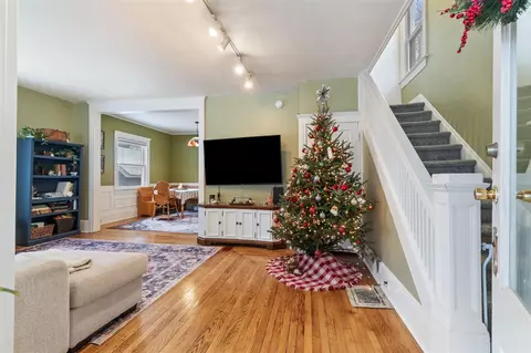 Entry Way - 771 Randolph, Jackson, MI 49203 photo 2 of 3