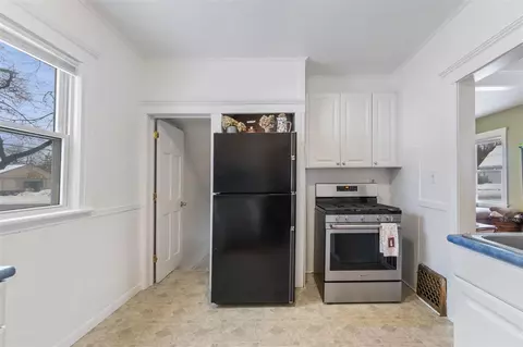 Kitchen - 771 Randolph, Jackson, MI 49203 photo 6 of 7