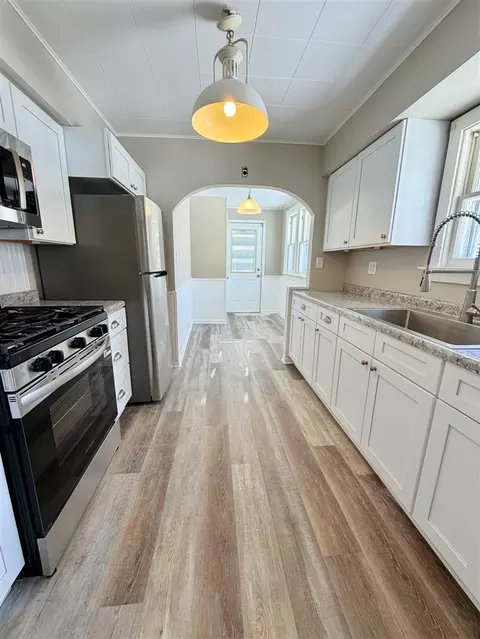 Kitchen - 3139 Mott, Jackson, MI 49203 photo 1 of 5
