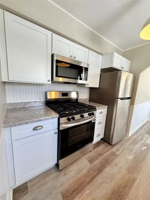 Kitchen - 3139 Mott, Jackson, MI 49203 photo 2 of 5