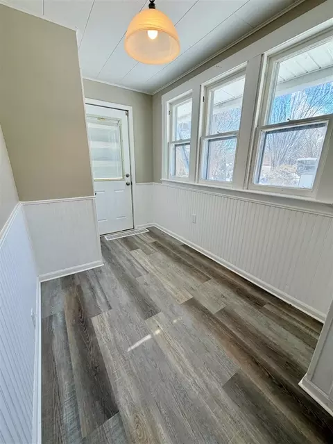 Entry Way - 3139 Mott, Jackson, MI 49203 photo 3 of 3