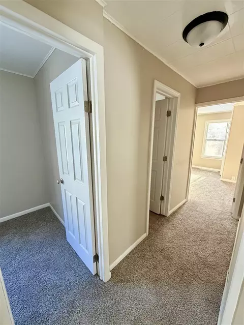Entry Way - 3139 Mott, Jackson, MI 49203 photo 1 of 3