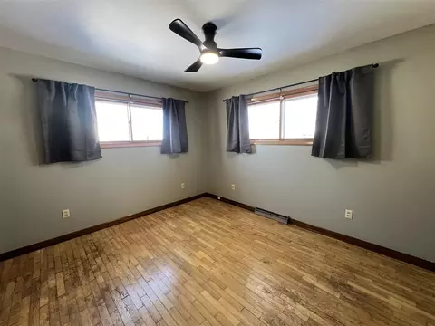 Bedroom - 1755 E Carleton, Adrian, MI 49221 photo 3 of 6