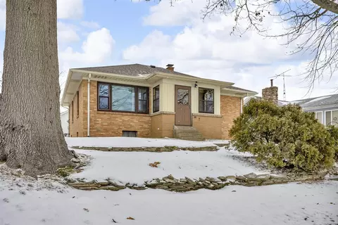 352 Jefferson, Michigan Center, MI 49254