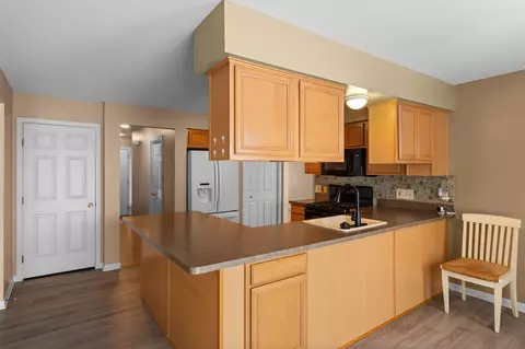 9639 Hampton, Belleville, MI 48111 photo 18