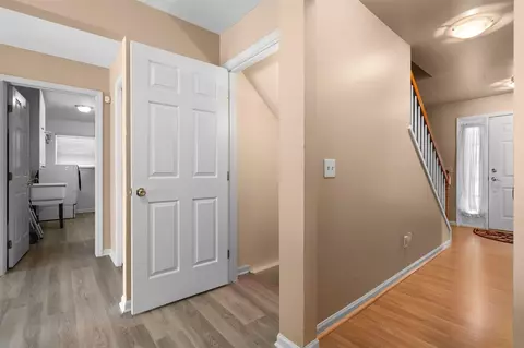 9639 Hampton, Belleville, MI 48111 photo 12
