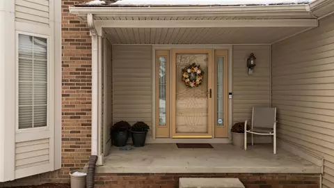 9639 Hampton, Belleville, MI 48111 photo 2
