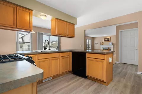 9639 Hampton, Belleville, MI 48111 photo 17