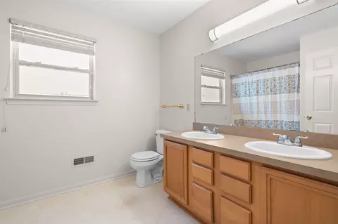 9639 Hampton, Belleville, MI 48111 photo 42