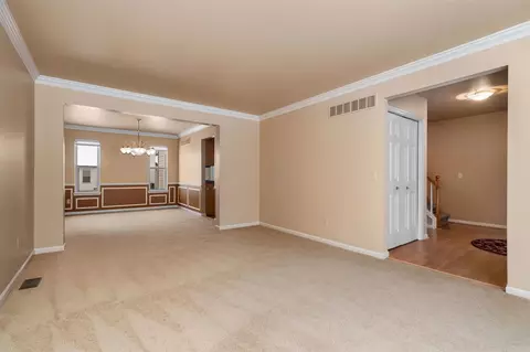 9639 Hampton, Belleville, MI 48111 photo 6