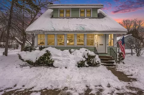 926 Washburn, Kalamazoo, MI 49048