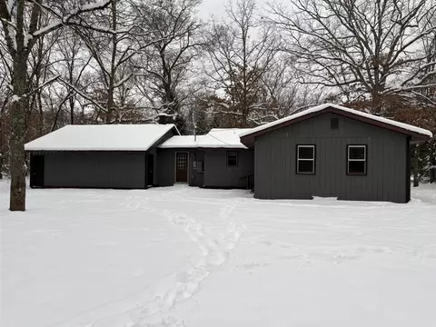 9680 S Thornapple, Grant, MI 49327