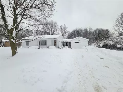 2288 W Giles, Muskegon, MI 49445