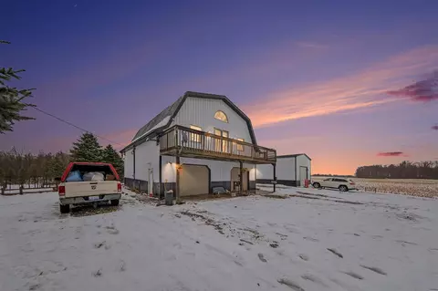 2041 N Meridian, Hudson, MI 49247