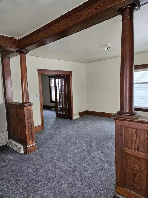 1033 1st, Jackson, MI 49203 photo 2