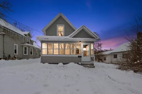 807 S Pearl, Belding, MI 48809